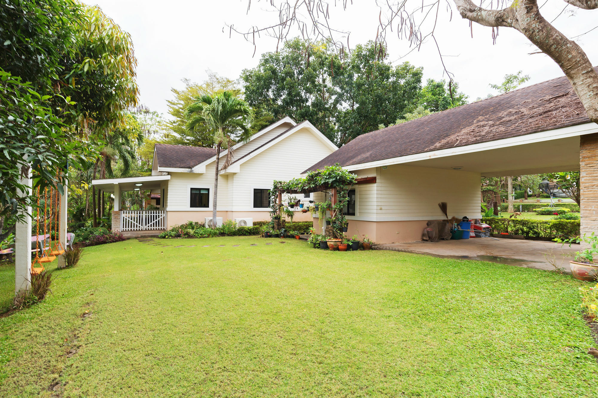 Baan Suan Bonanza By Favstay Pakcsong Kültér fotó
